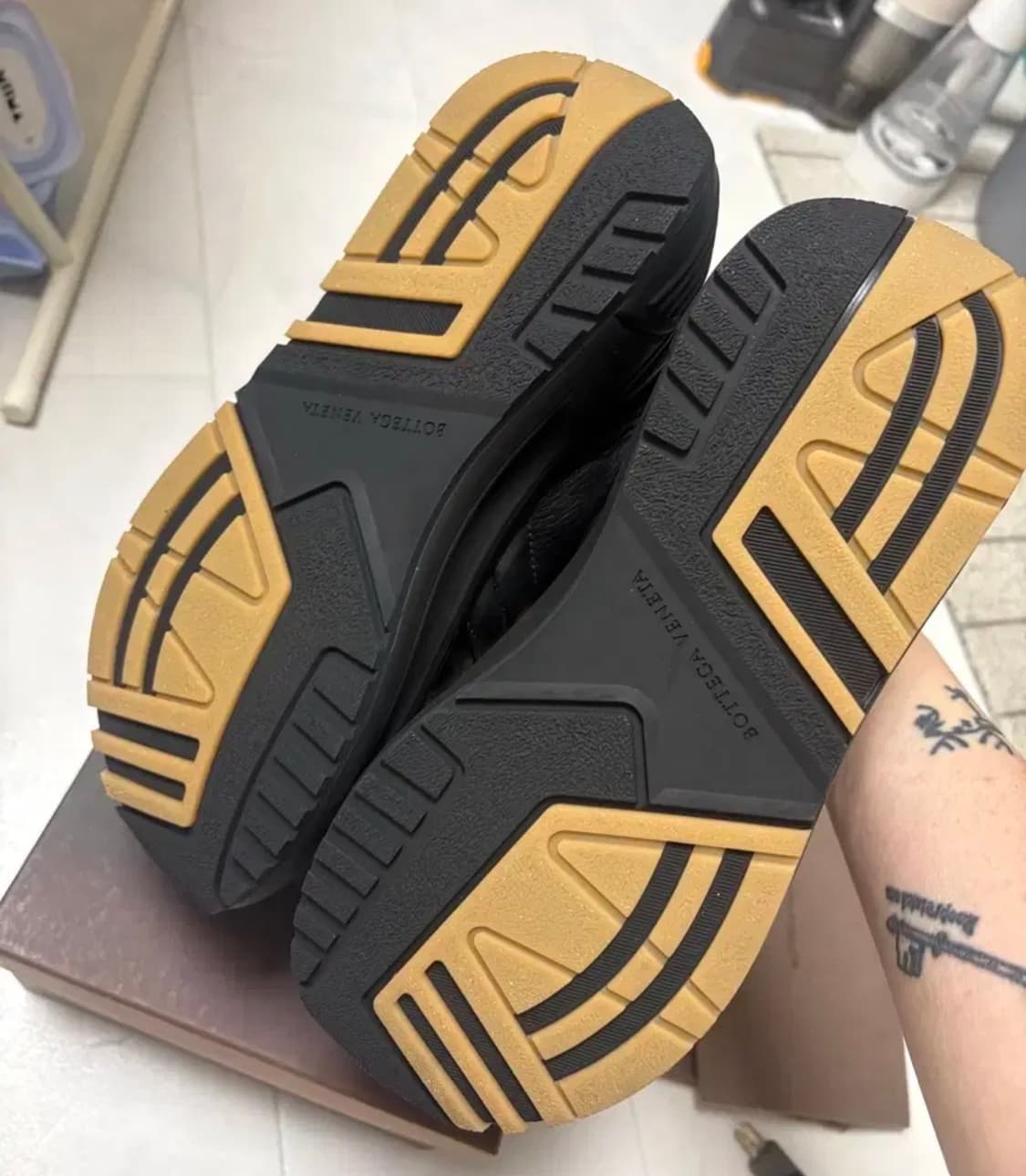 보테가베네타 스피드스터 37+ (240~245) 판매 상품이미지5