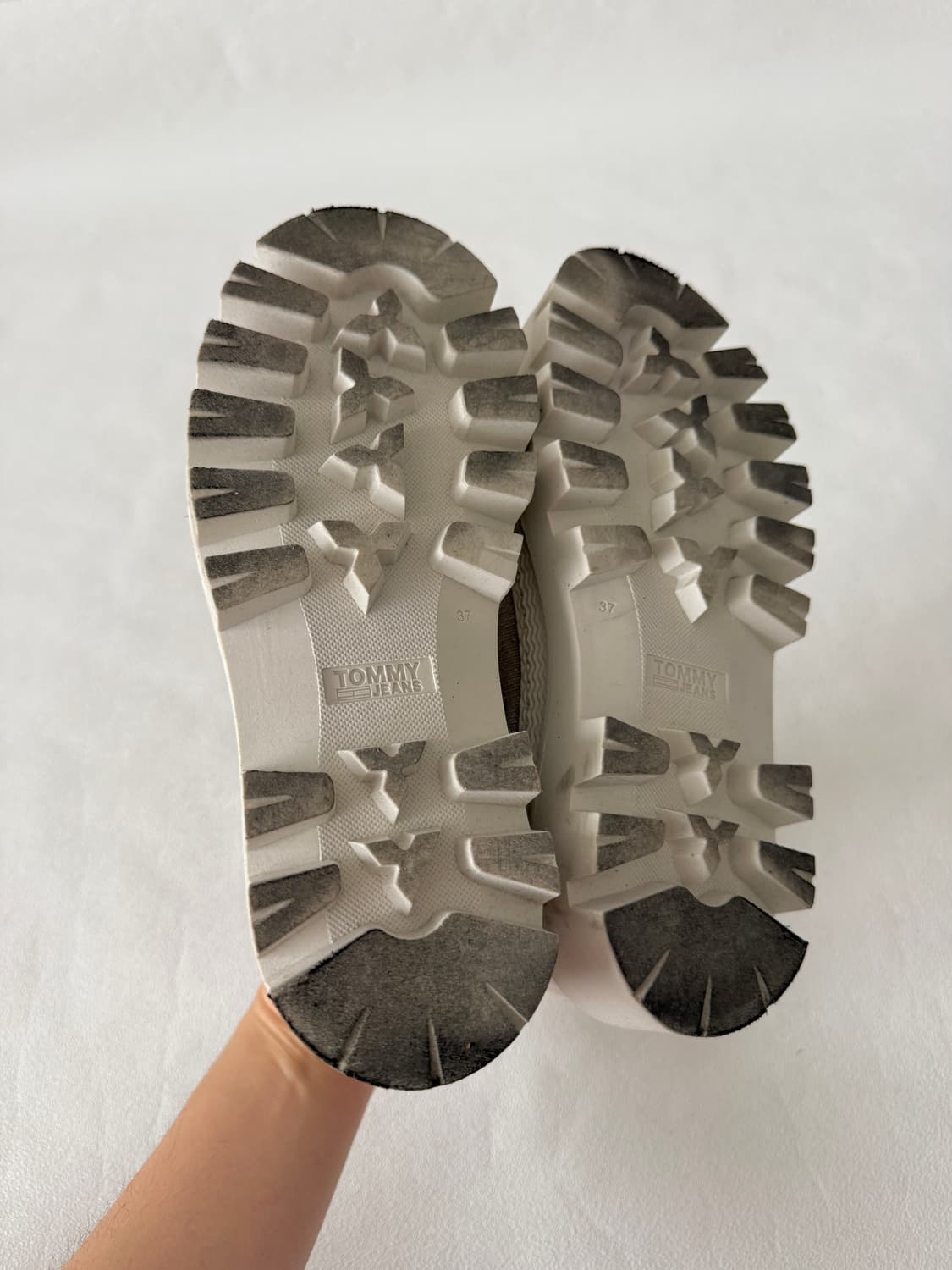 [235]타미힐피거 진스(TOMMY JEANS) 워커 상품이미지8