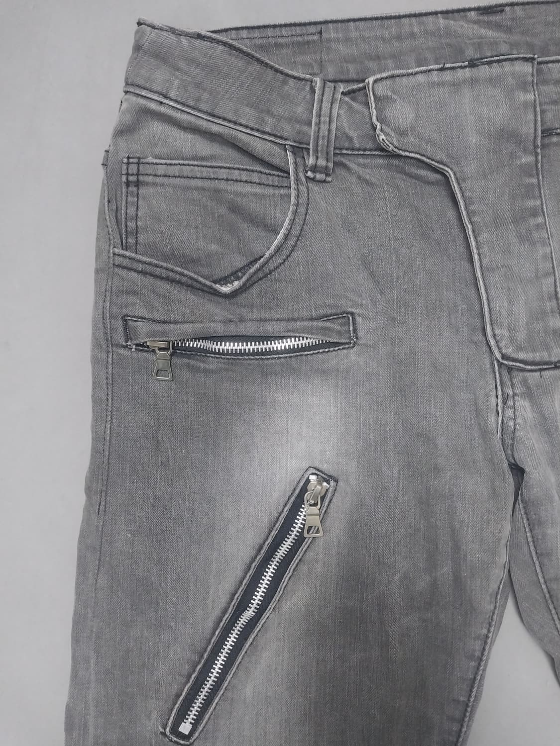 [32] 발망 그레이워싱 지퍼디자인 테이퍼드진 청바지 상품이미지2