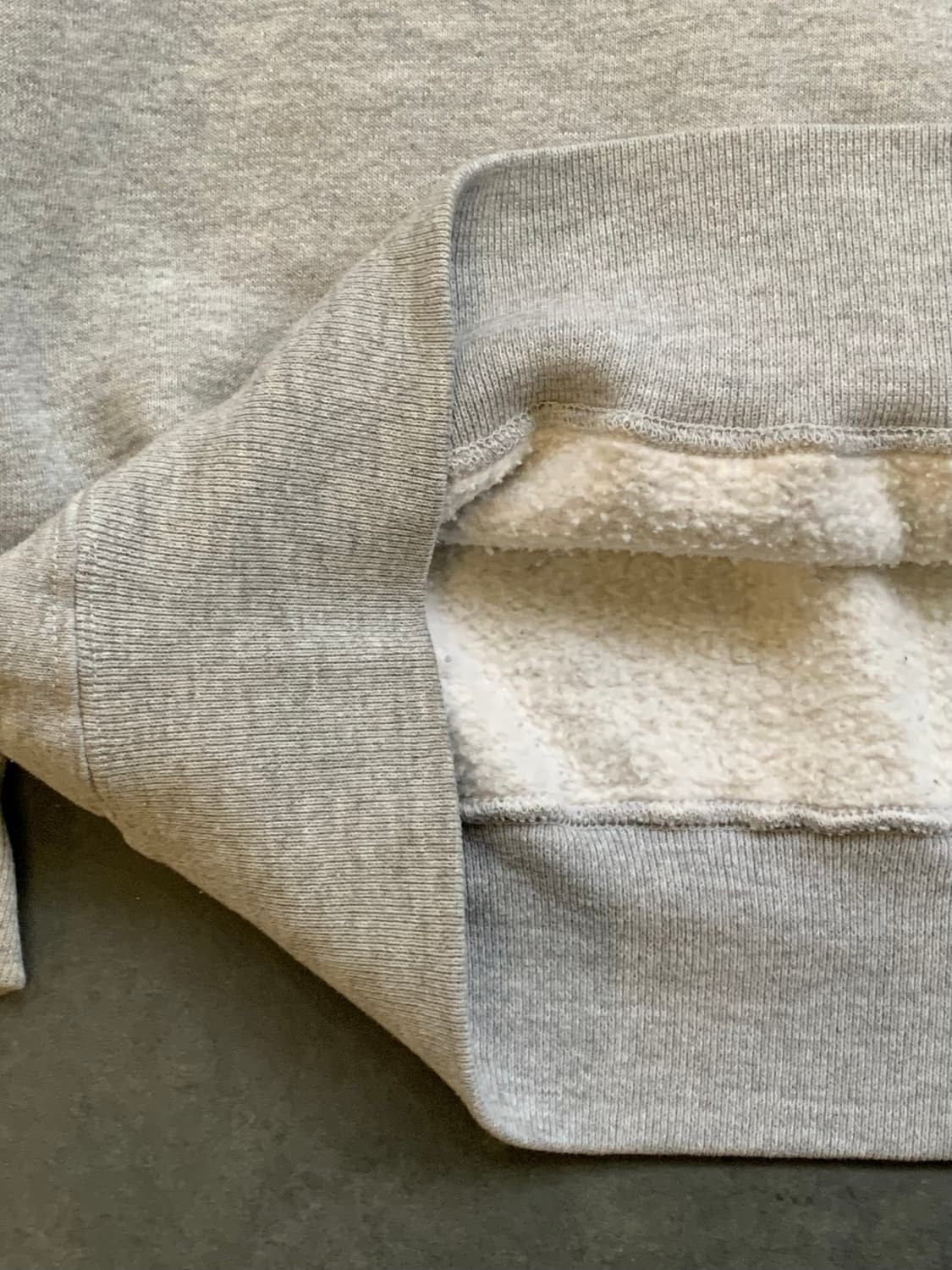 90s 러셀 애슬래틱 튜블러 스웻셔츠 그레이 상품이미지4