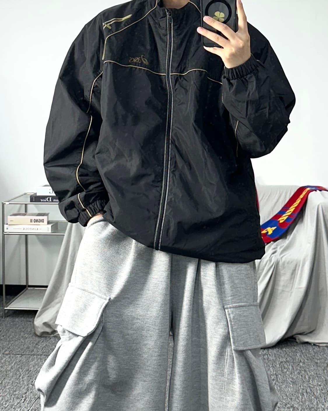 아식스 00s 블랙 골드 바람막이 110 상품이미지3