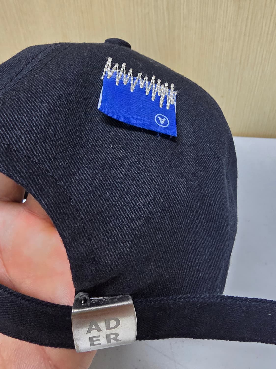 아더에러 블랙 볼캡 상품이미지4