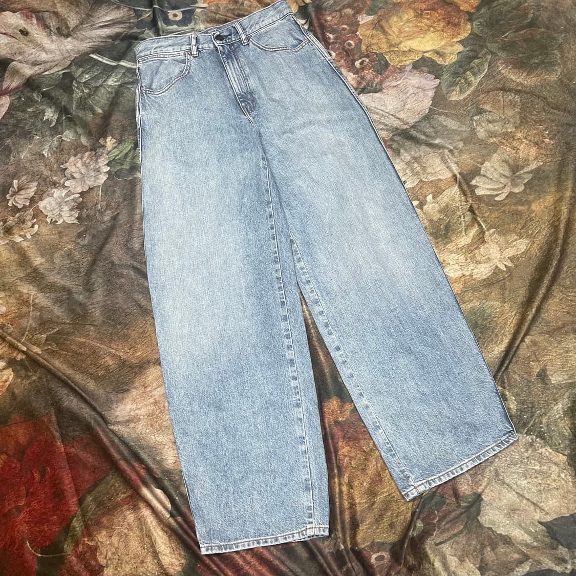 유니클로 U 빈티지 워싱 와이드데님팬츠 27 상품이미지1