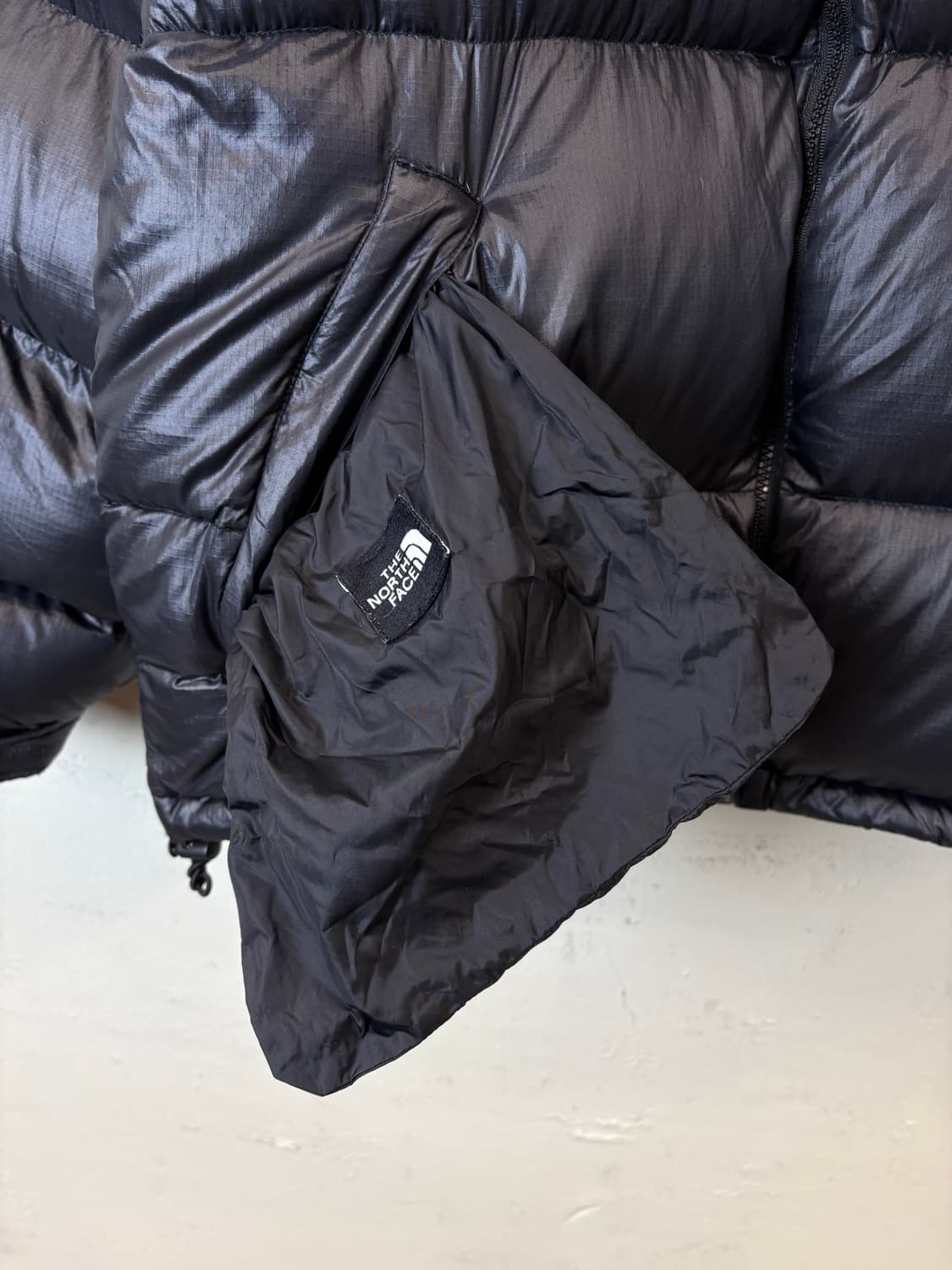 노스페이스 90s 미주 700 눕시 패딩 블랙 상품이미지5