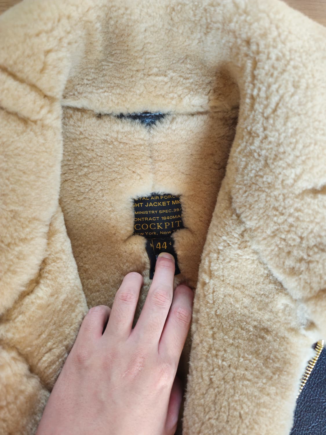 콕핏USA 무스탕 44 사이즈 상품이미지3