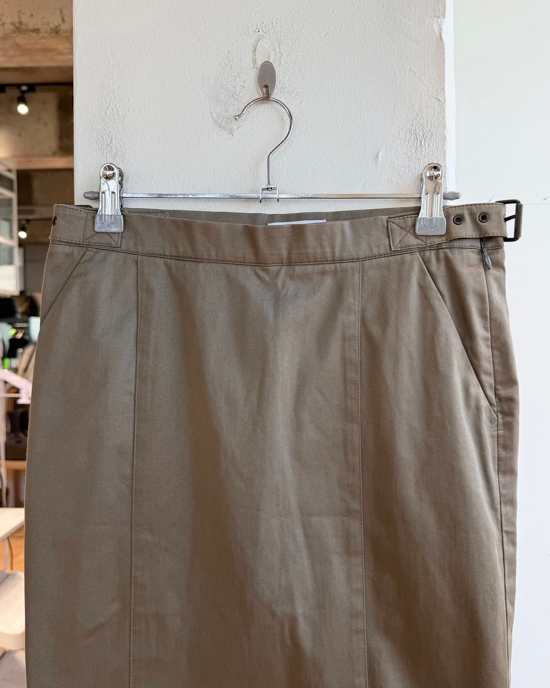 모스키노 진스 카키 버클 미디스커트 상품이미지3