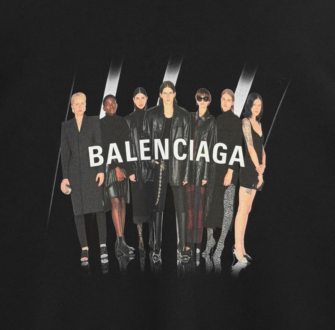 [M] 발렌시아가 남성 아트워크 리얼 로고 라지핏 후드 티셔츠 블랙 상품이미지4