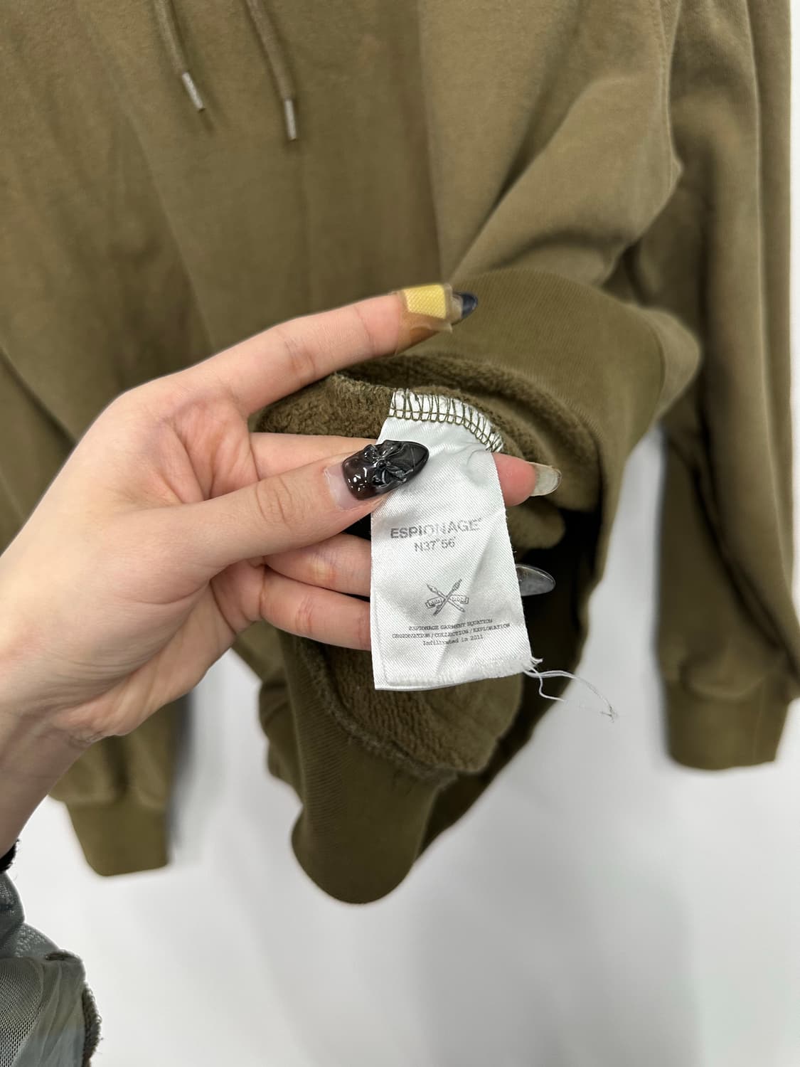 에스피오나지 카키 후드티 상품이미지4