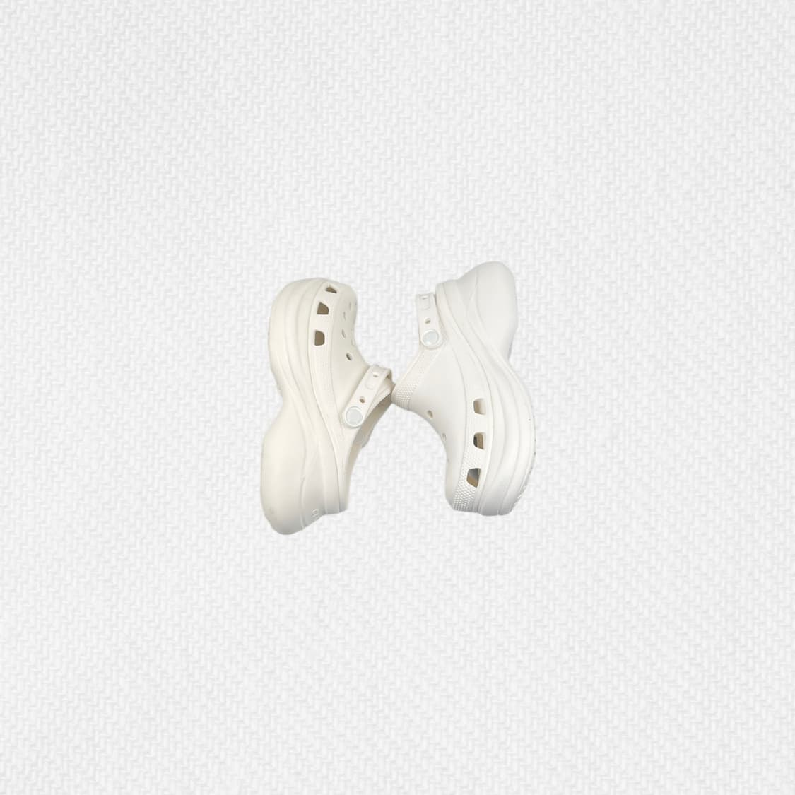 230 W 크록스 클래식 베이 클로그 화이트 상품이미지1