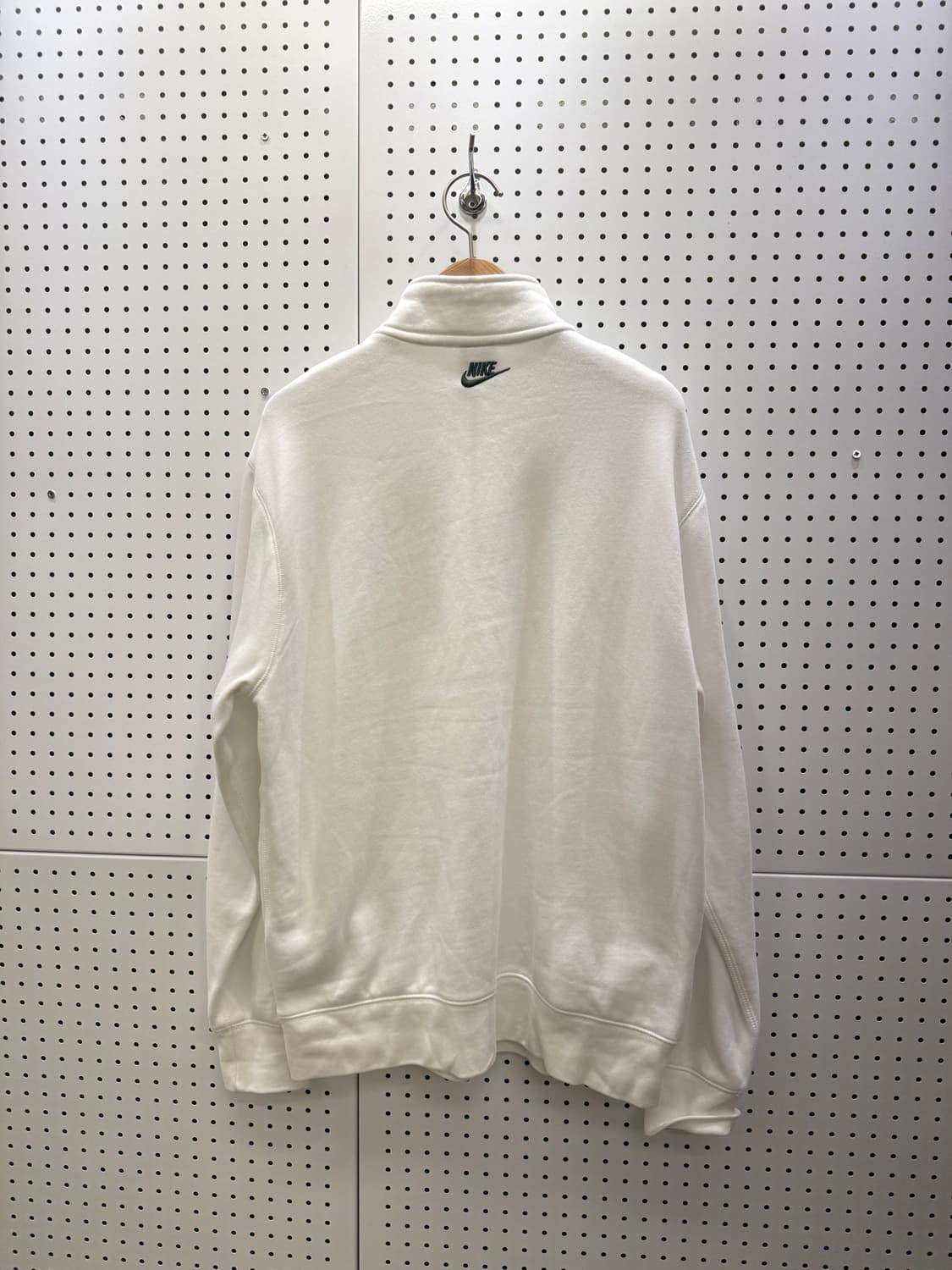 나이키 스몰로고 화이트 반집업 맨투맨 U351 상품이미지3