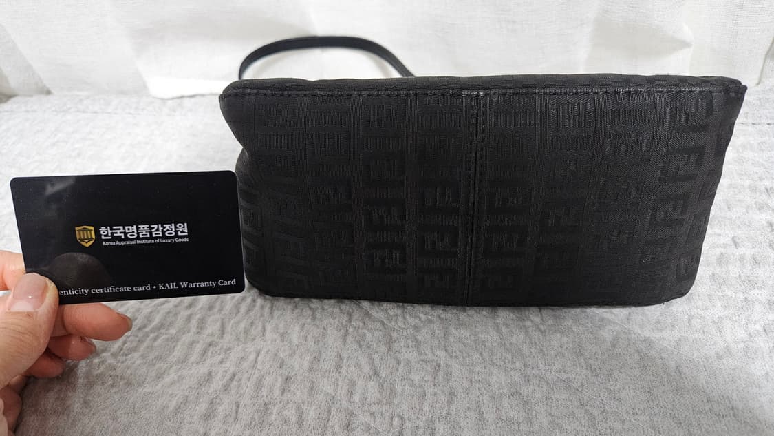 펜디 주카 미니 맘마백 상품이미지5