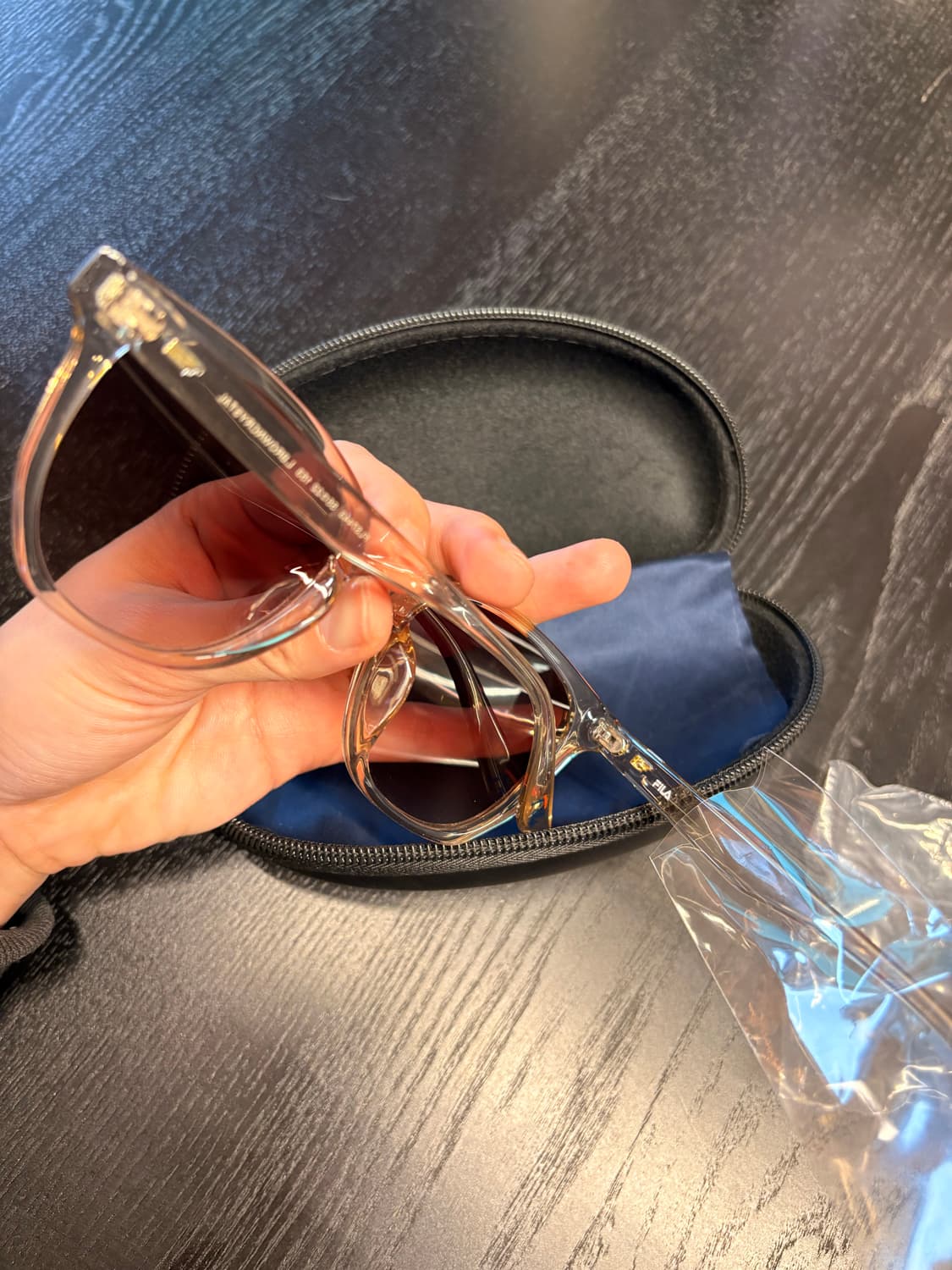 휠라 Fila 선글라스 L.BROWN CRYSTAL LP 상품이미지2