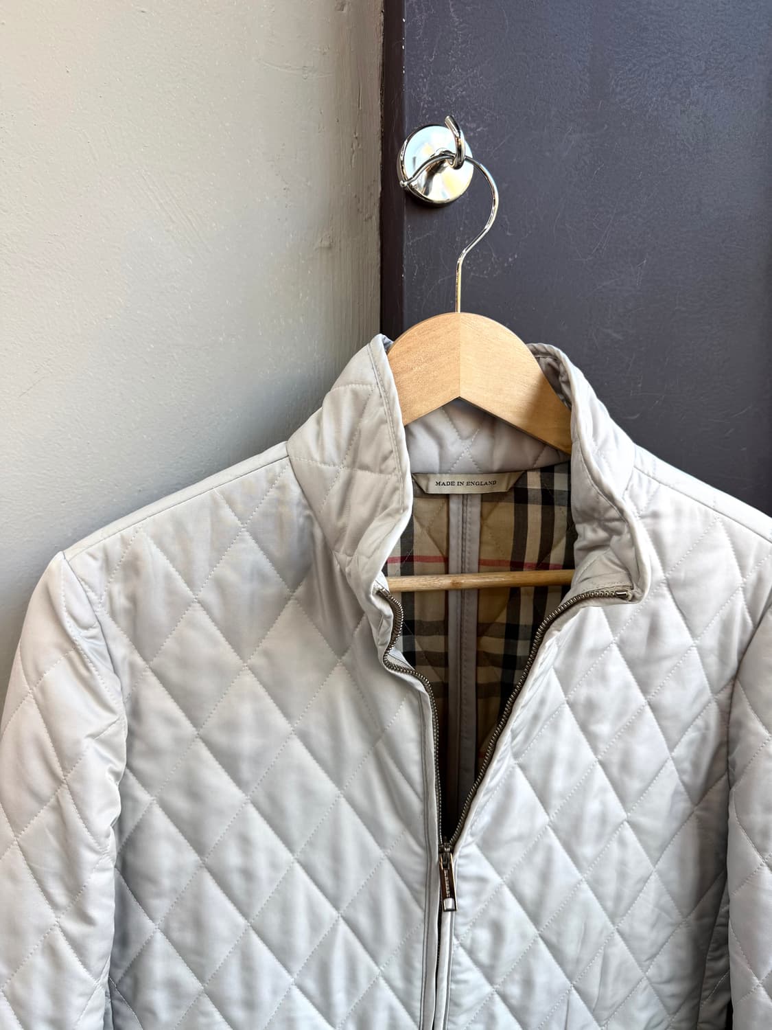 S/ 버버리 퀄팅 경량 패딩집업 자켓 상품이미지3