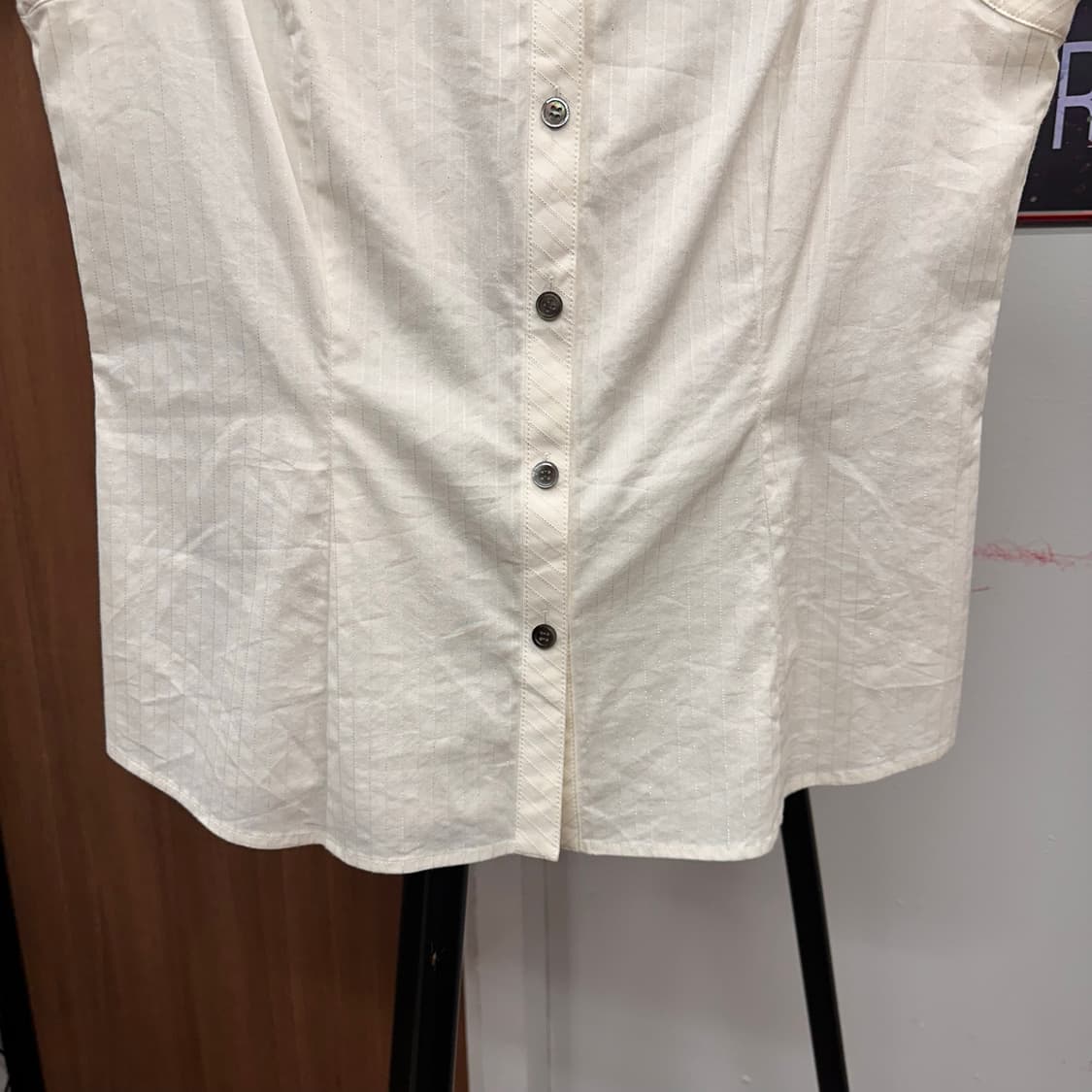 Ivory Metallic Stripe Sleeveless Shirt  상품이미지5