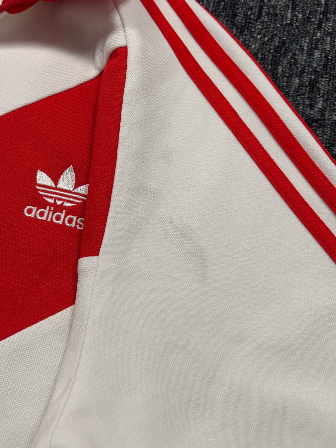 아디다스 리버플레이트 트랙탑 져지 상품이미지5