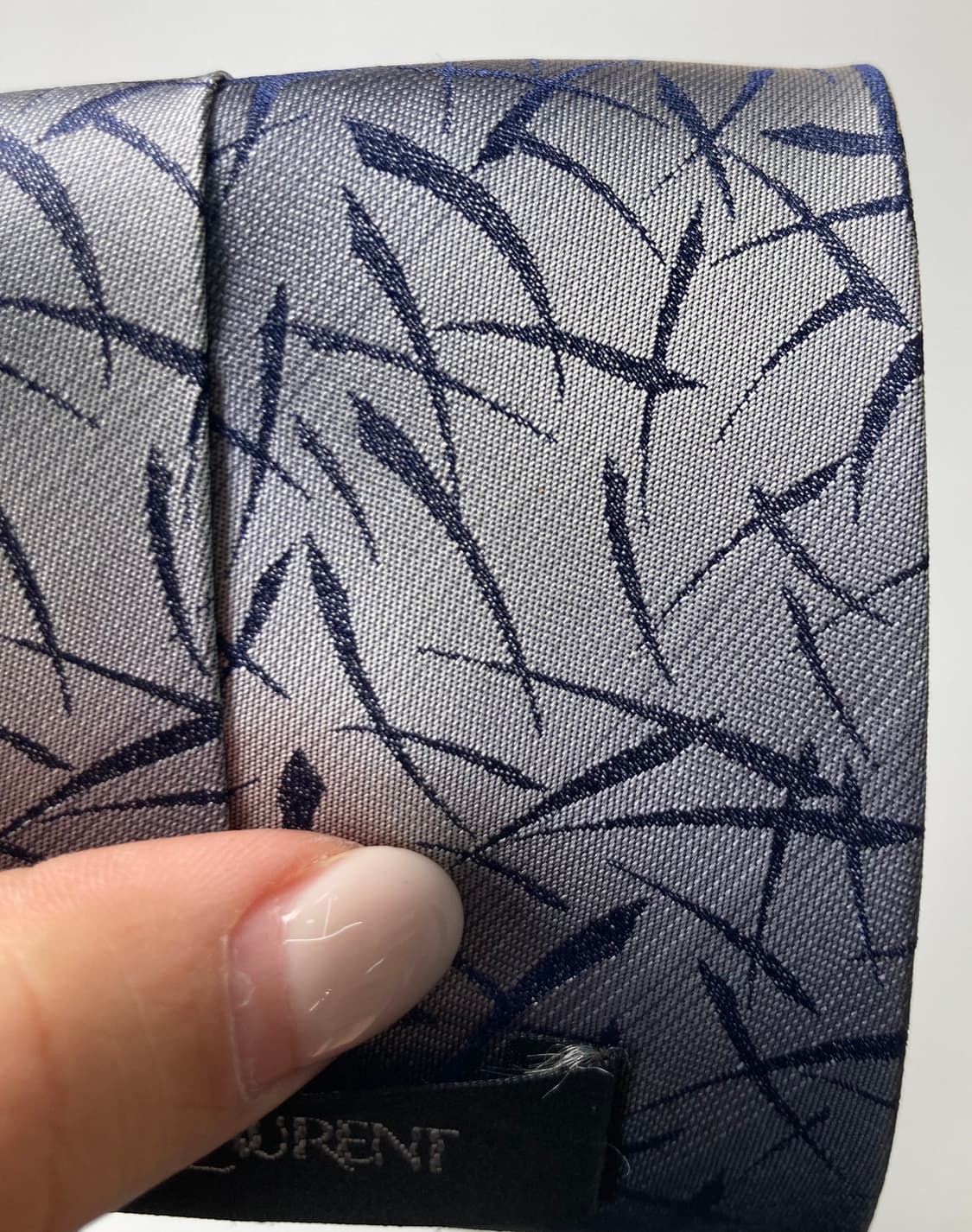 입생로랑 넥타이 상품이미지6