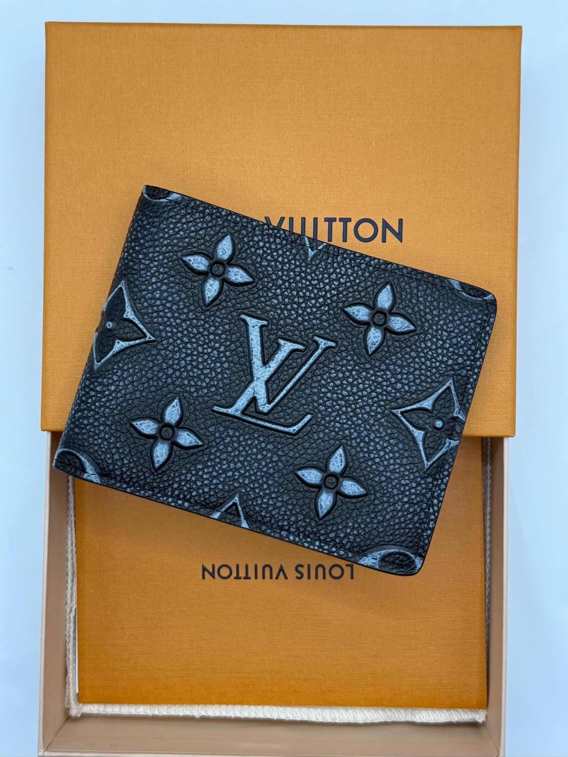 루이비통 페이디드 반지갑 상품이미지1