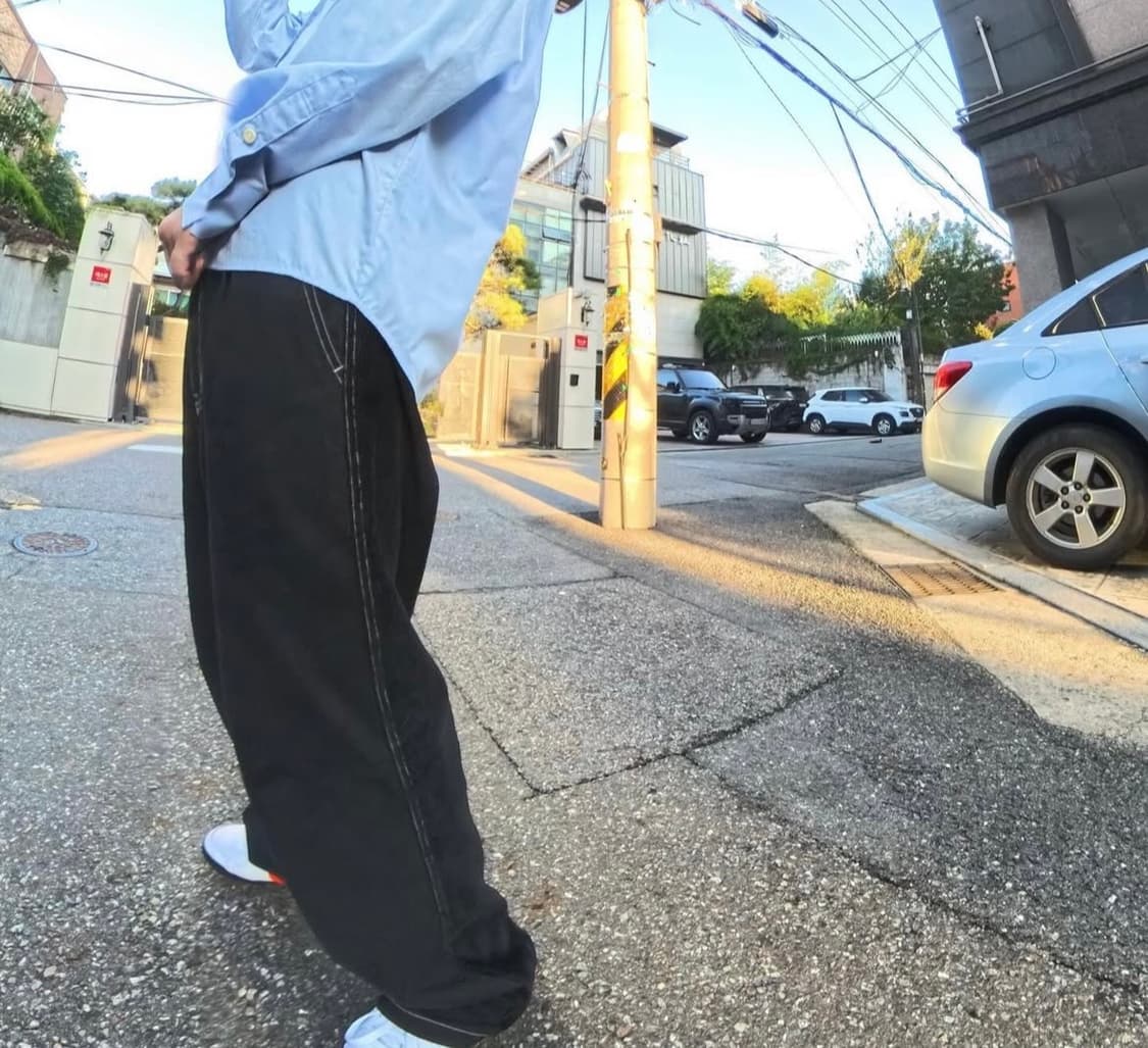 노매뉴얼 HALF & HALF CORDUROY PANTS - BLACK 상품이미지2