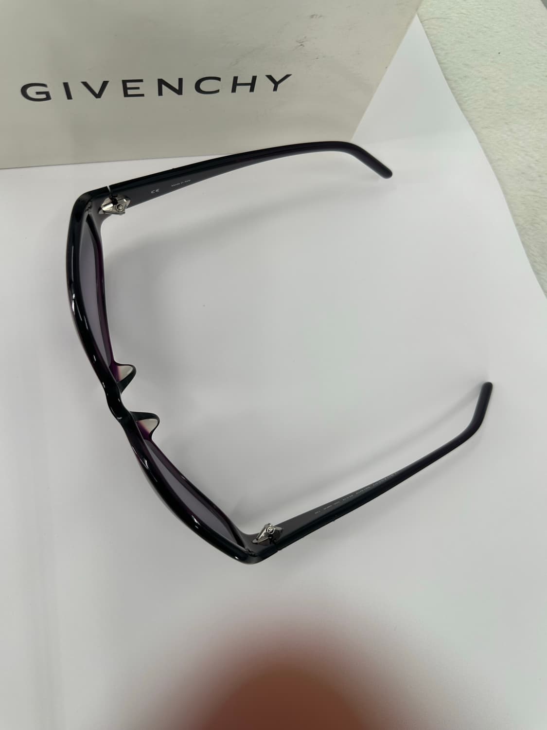 [새상품 무료배송] 정품 지방시 Made in Italy 선글라스 상품이미지10