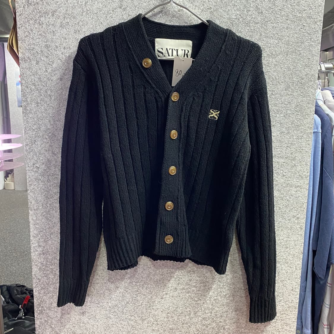 세터 파로 블랙 부클 가디건 B4105 상품이미지2