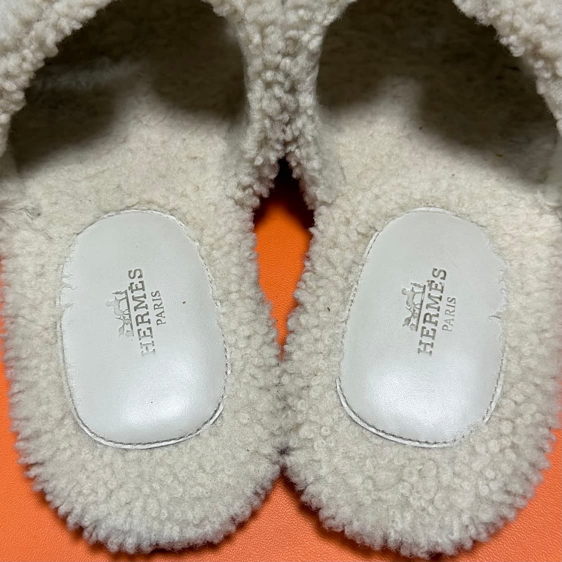 [S급/42.5] 에르메스 이즈미르 시어링 퍼 샌들 슬리퍼 상품이미지8