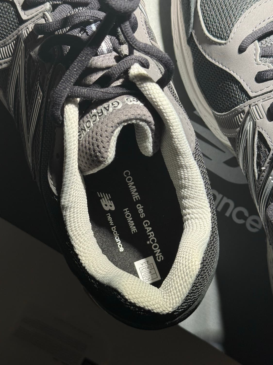 꼼데가르송 옴므 x 뉴발란스 860 새상품 상품이미지3