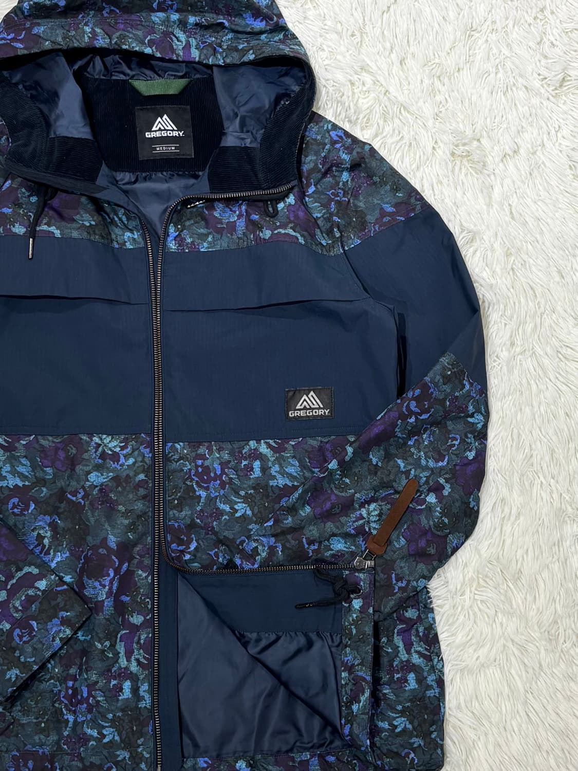 그레고리 패턴 후드 바람막이 상품이미지5