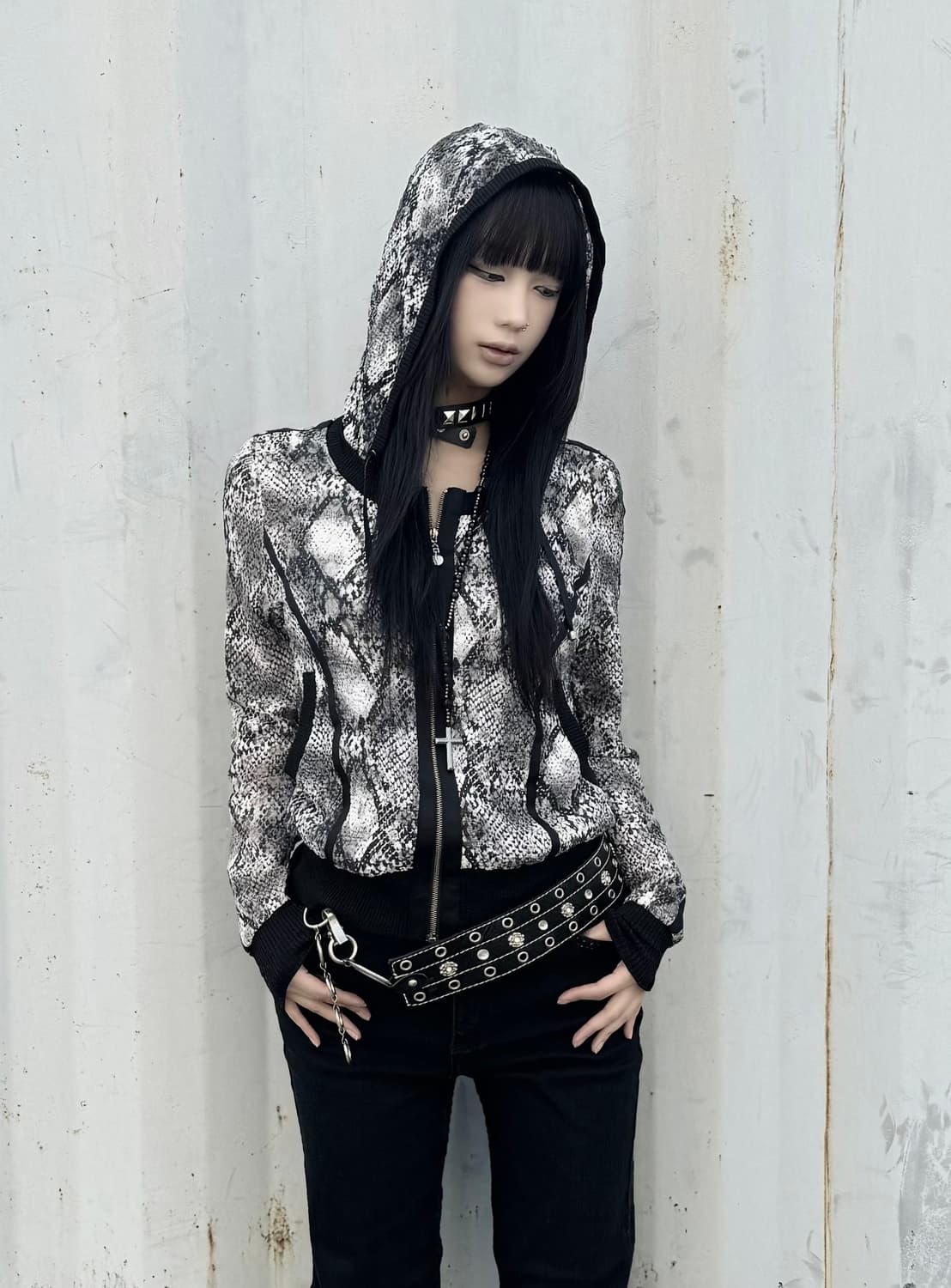 Snake Print Zip-Up 상품이미지1