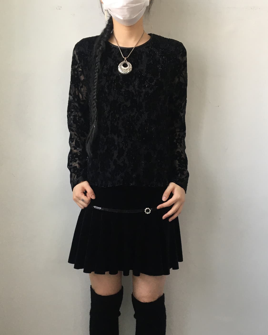 Velvet pattern point pleats blouse 상품이미지6