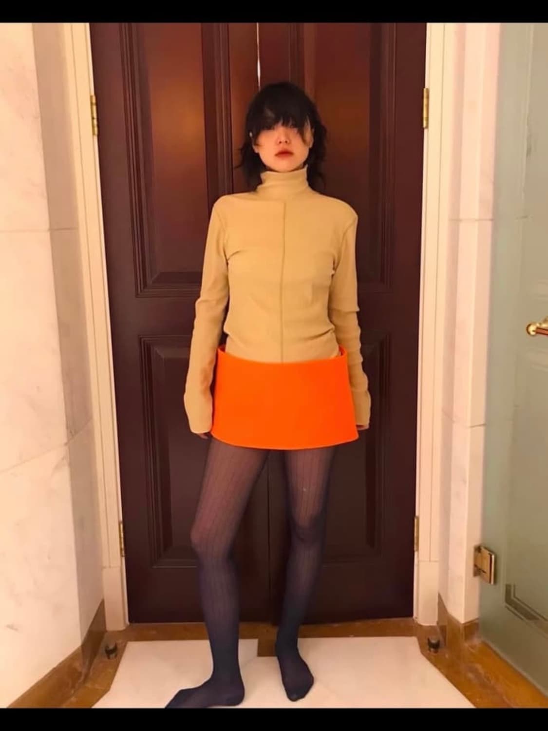 에옹쓰 터틀넥 머스타드 상품이미지3