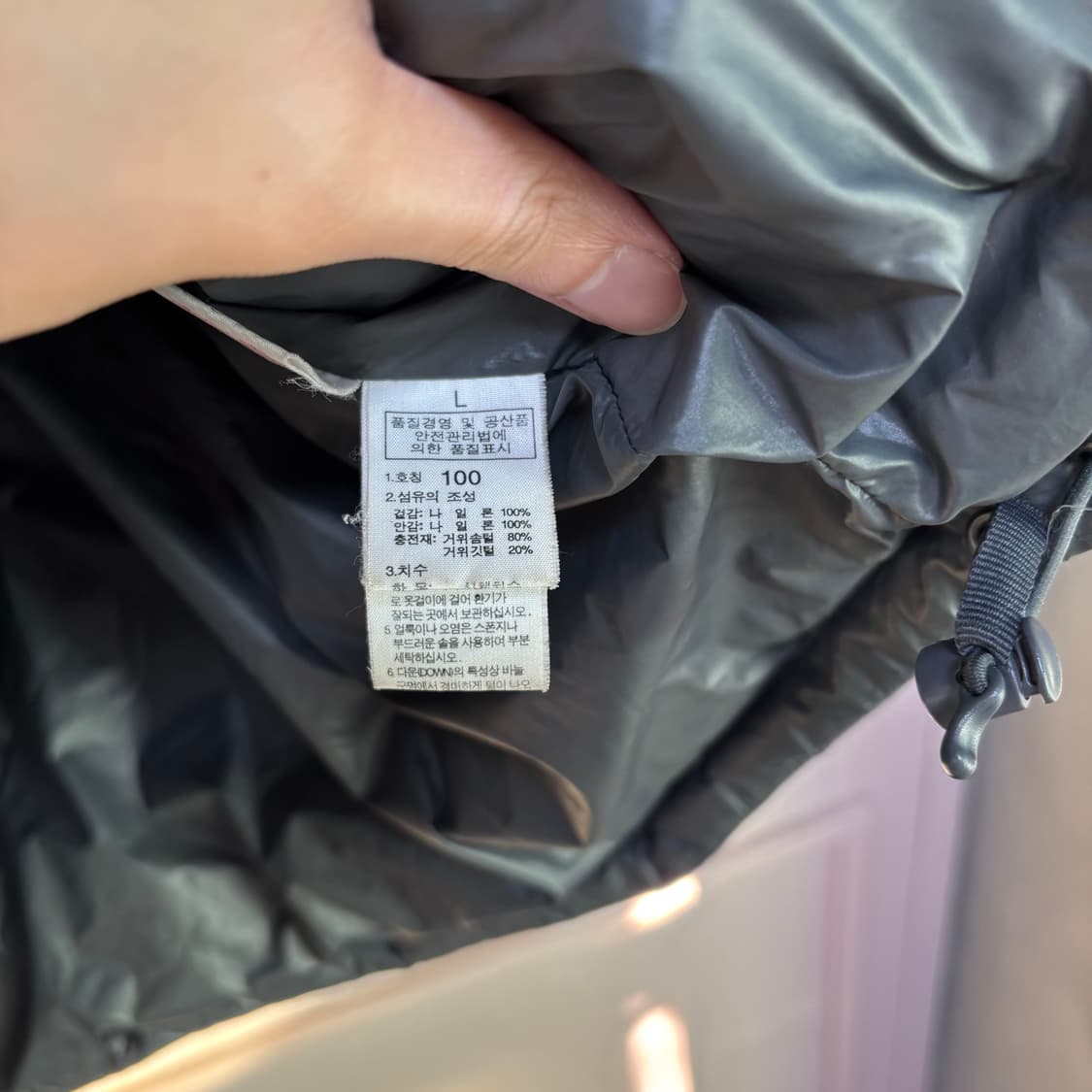 노스페이스 600 구스다운 경량패딩 그레이 상품이미지3
