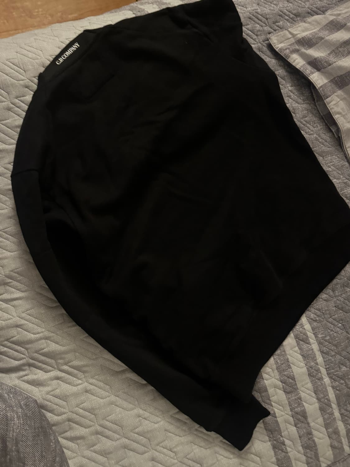 C.P 컴퍼니 맨투맨 L 상품이미지3