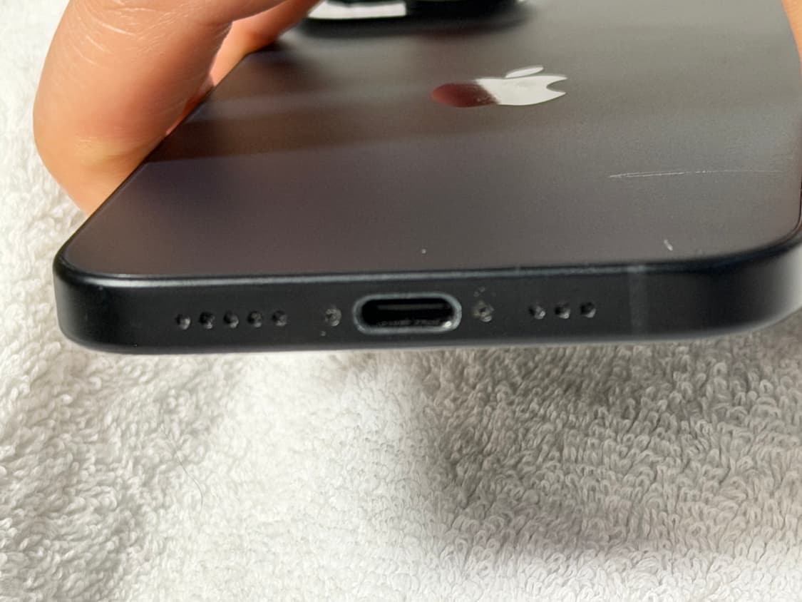 아이폰15 블랙 256GB 상품이미지6