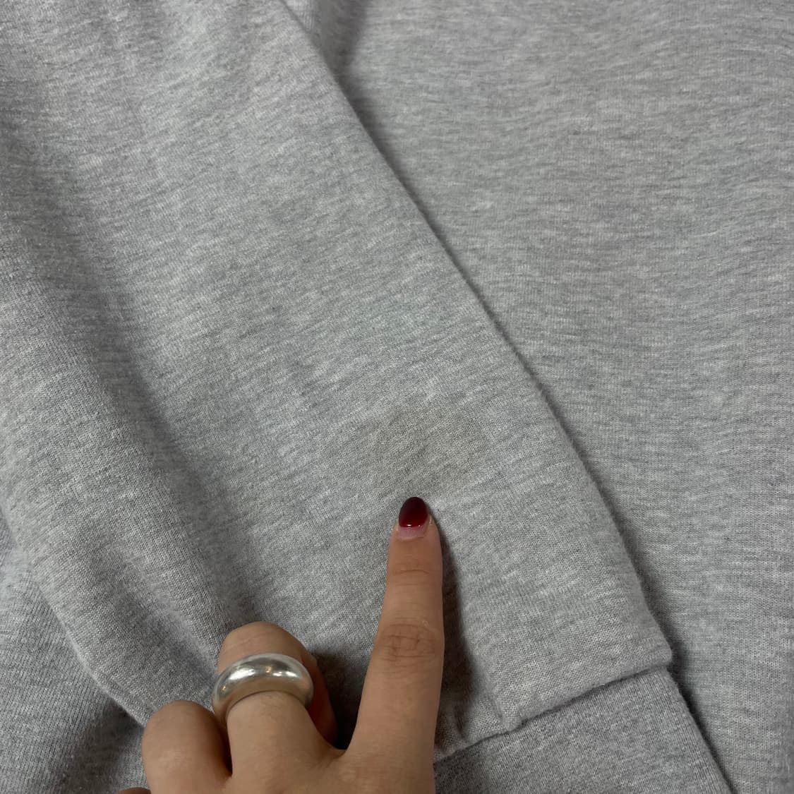 라코스테 그레이 로고패치 후드티  상품이미지6