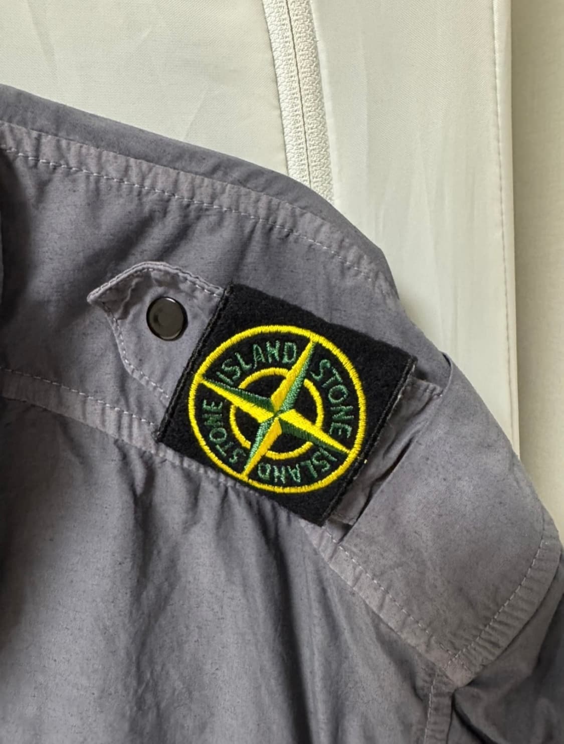 스톤아일랜드 올드이펙트 오버셔츠 XL 백화점판 상품이미지2