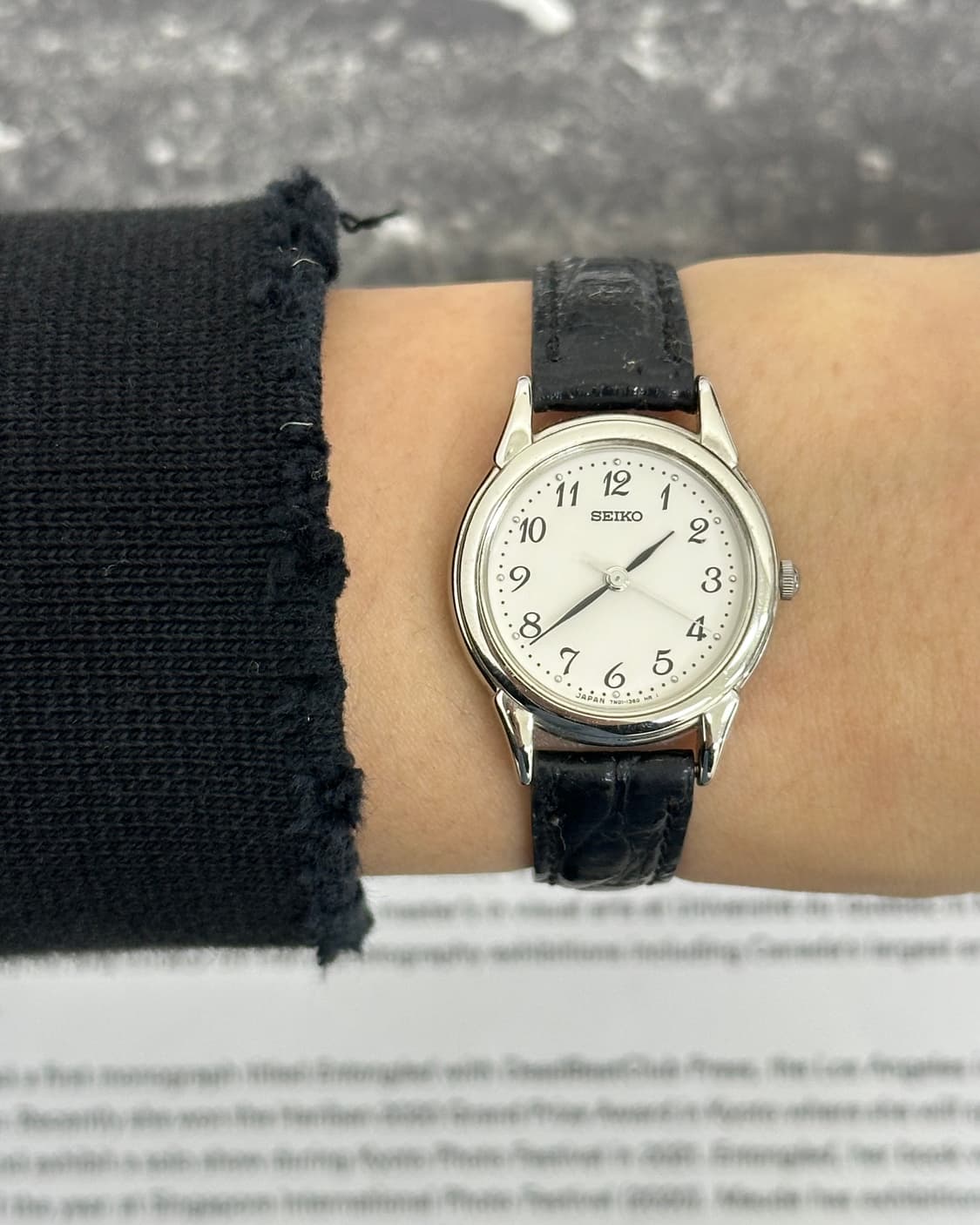 세이코 실버 라운드 쿼츠 시계 상품이미지9