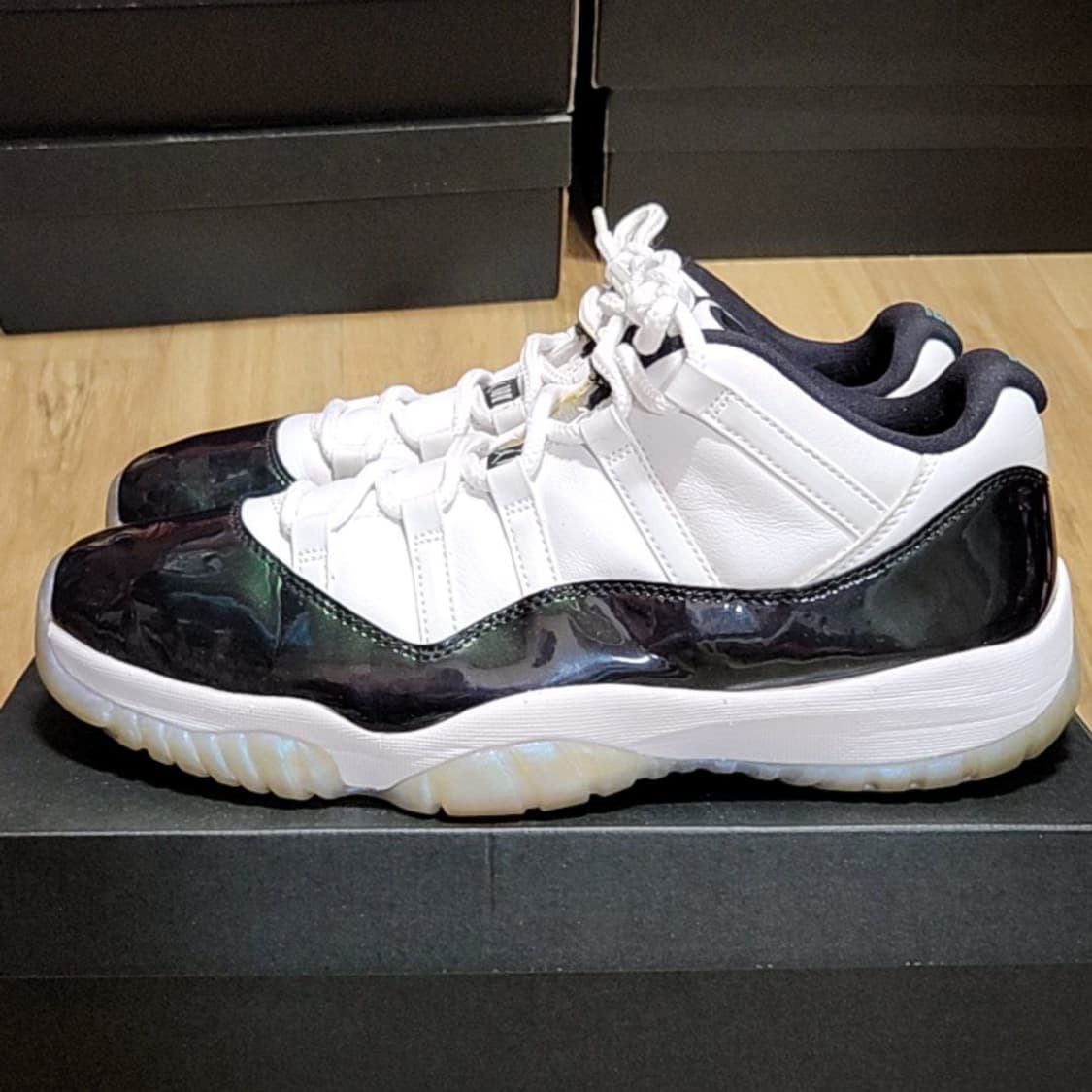 나이키 295 조던11 이스터 에메랄드 로우 상품이미지2