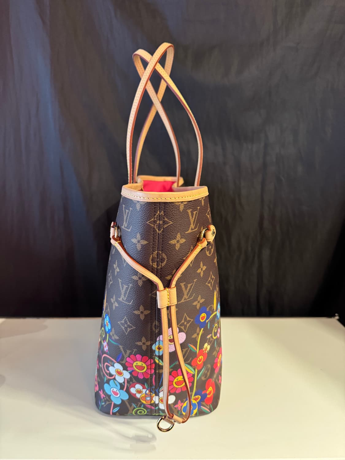 루이비통 무라카미 다카시 네버풀 MM (2024) 상품이미지4