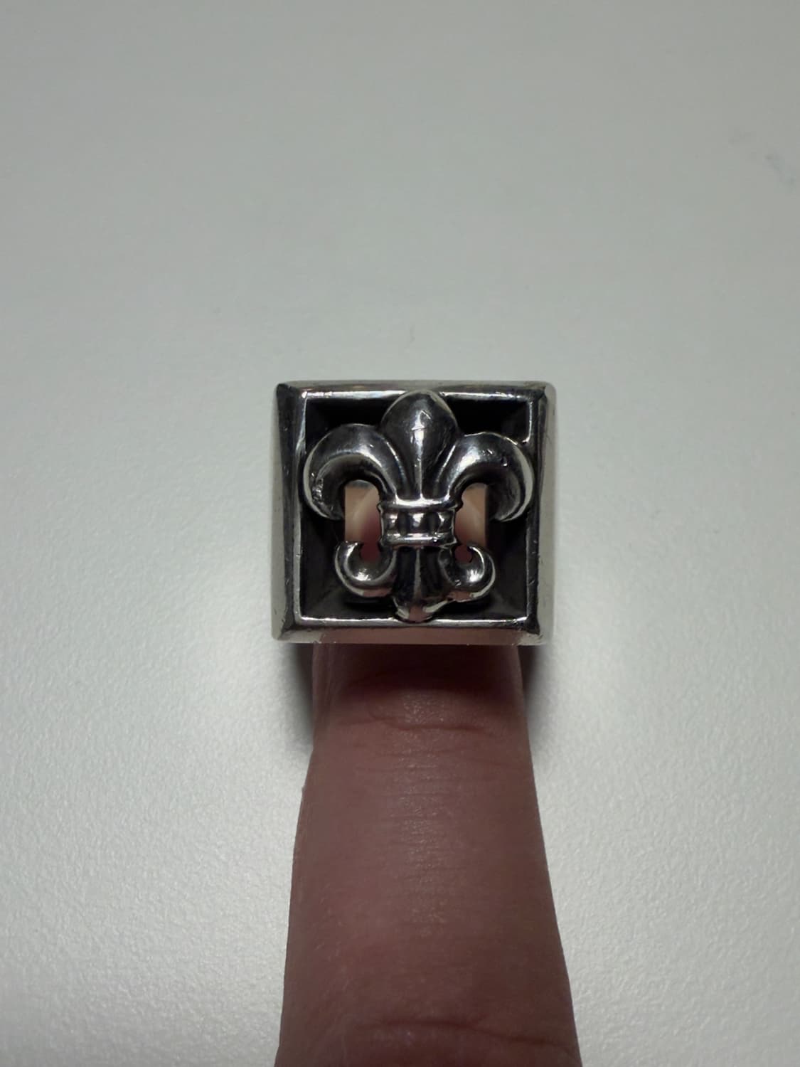 (대여가능) Chrome Hearts BS FLEUR BLOCK RING 상품이미지3