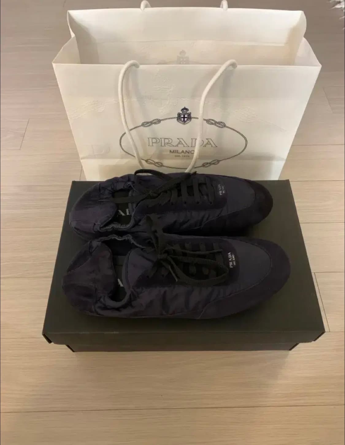 프라다 컬랩스 스니커즈 (39 네이비) 상품이미지1