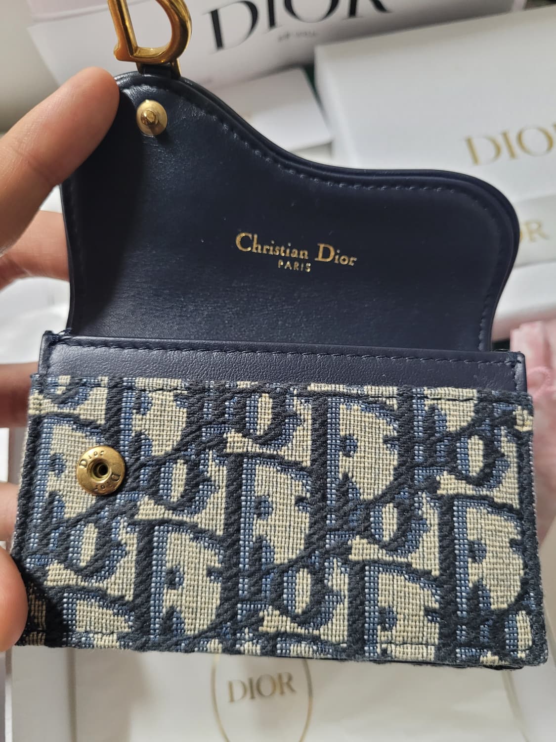 디올 오블리크 새들플랩 카드지갑 상품이미지8