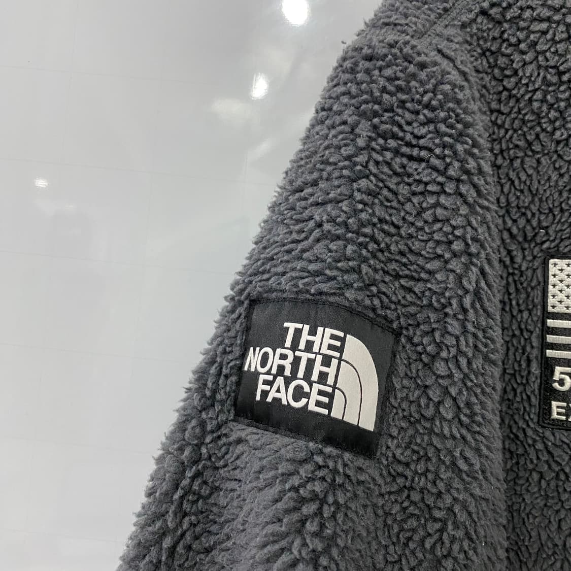 노스페이스 50주년 로고 후리스 상품이미지4