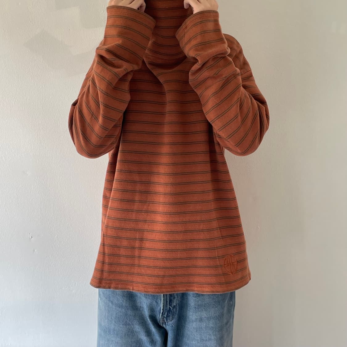 고샤루브친스키 17fw 터틀넥 롱슬리브 상품이미지2