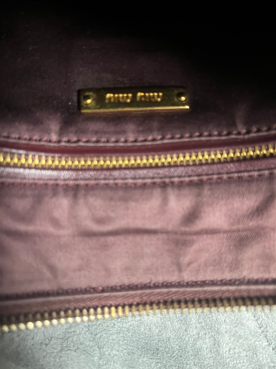 미우미우 클러치백 상품이미지6