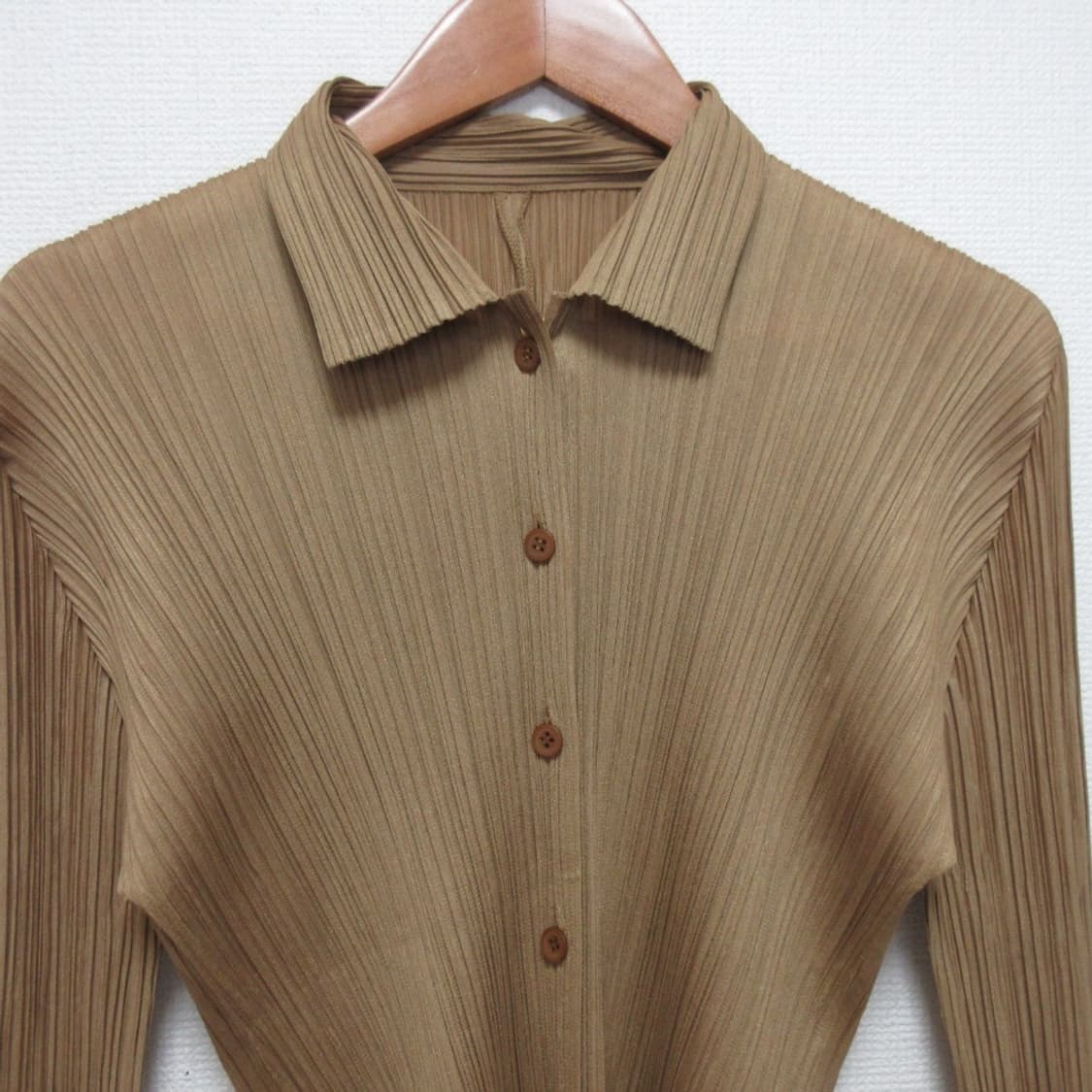 이세이미야케 플리츠 플리즈 블라우스 베이지 4 상품이미지2