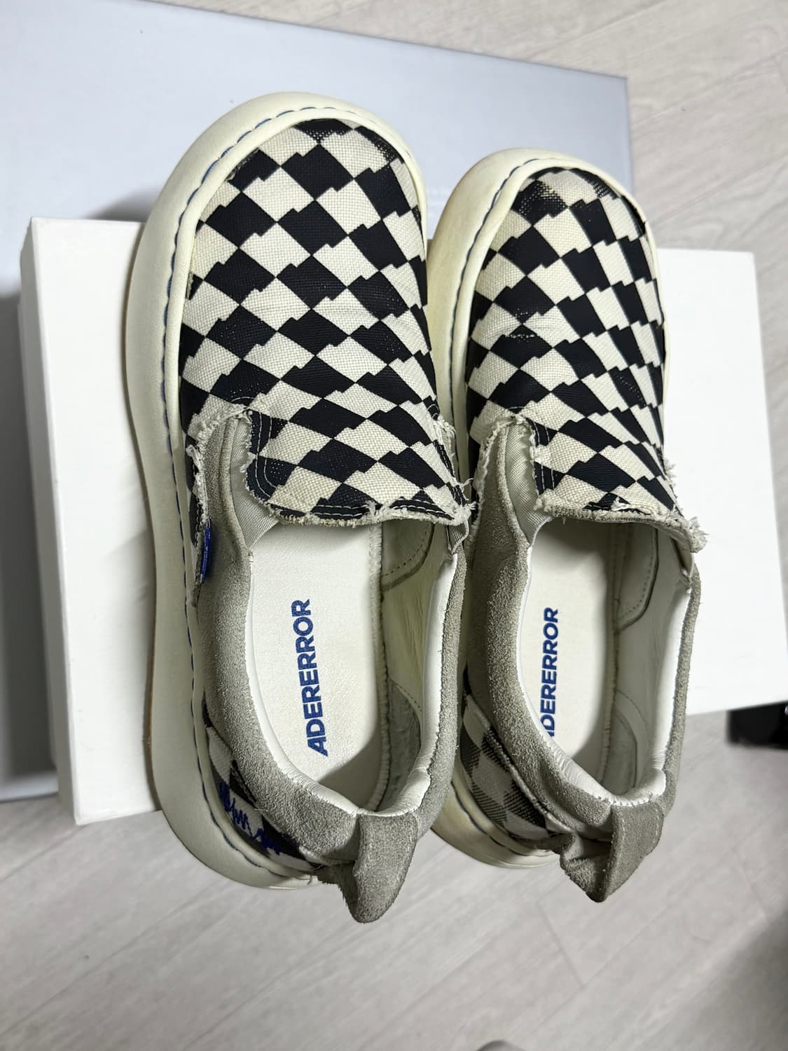 아더에러 로그 라드 테닛 270 상품이미지1