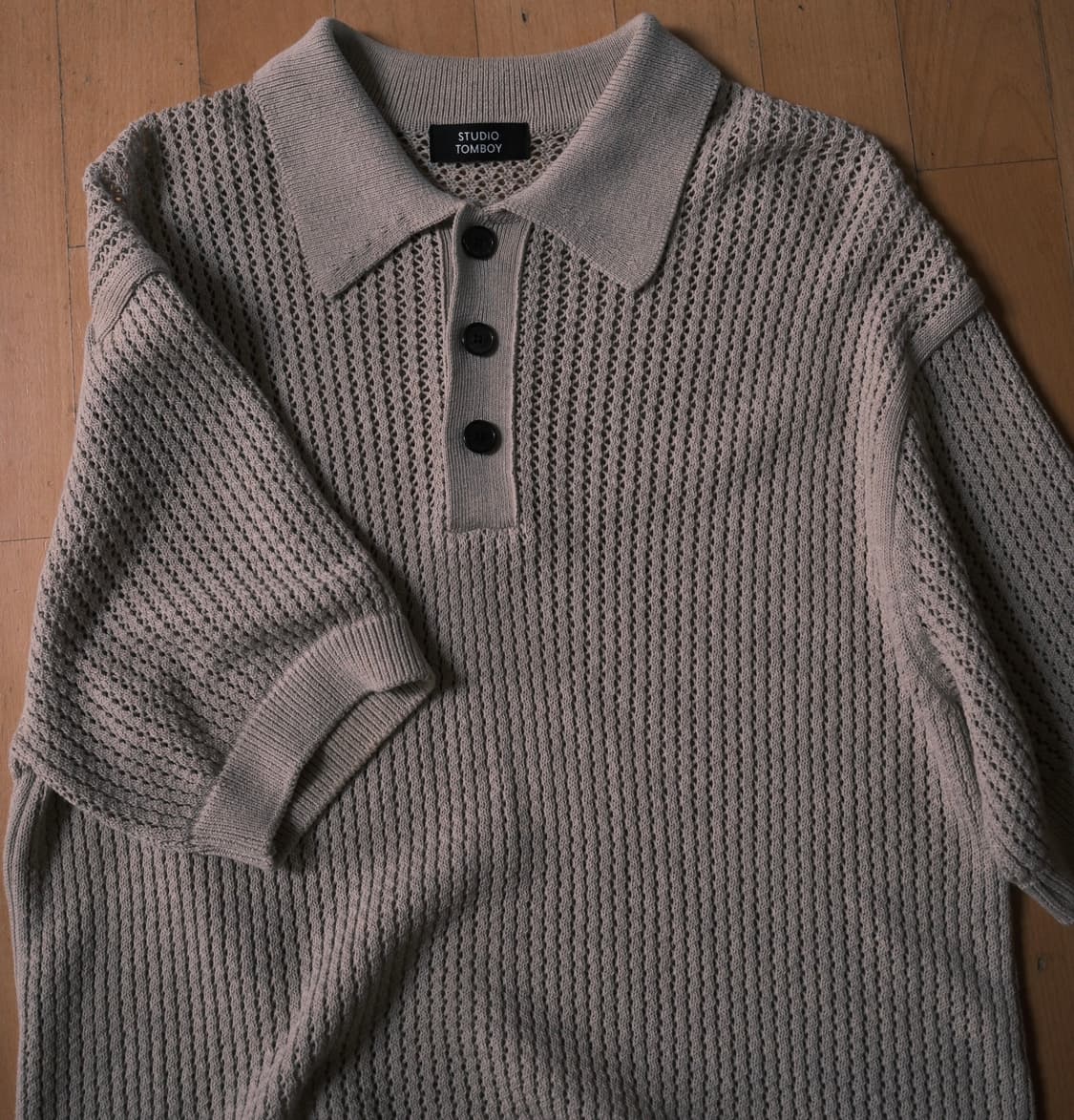 스튜디오 톰보이 하프니트 반팔티 상품이미지2