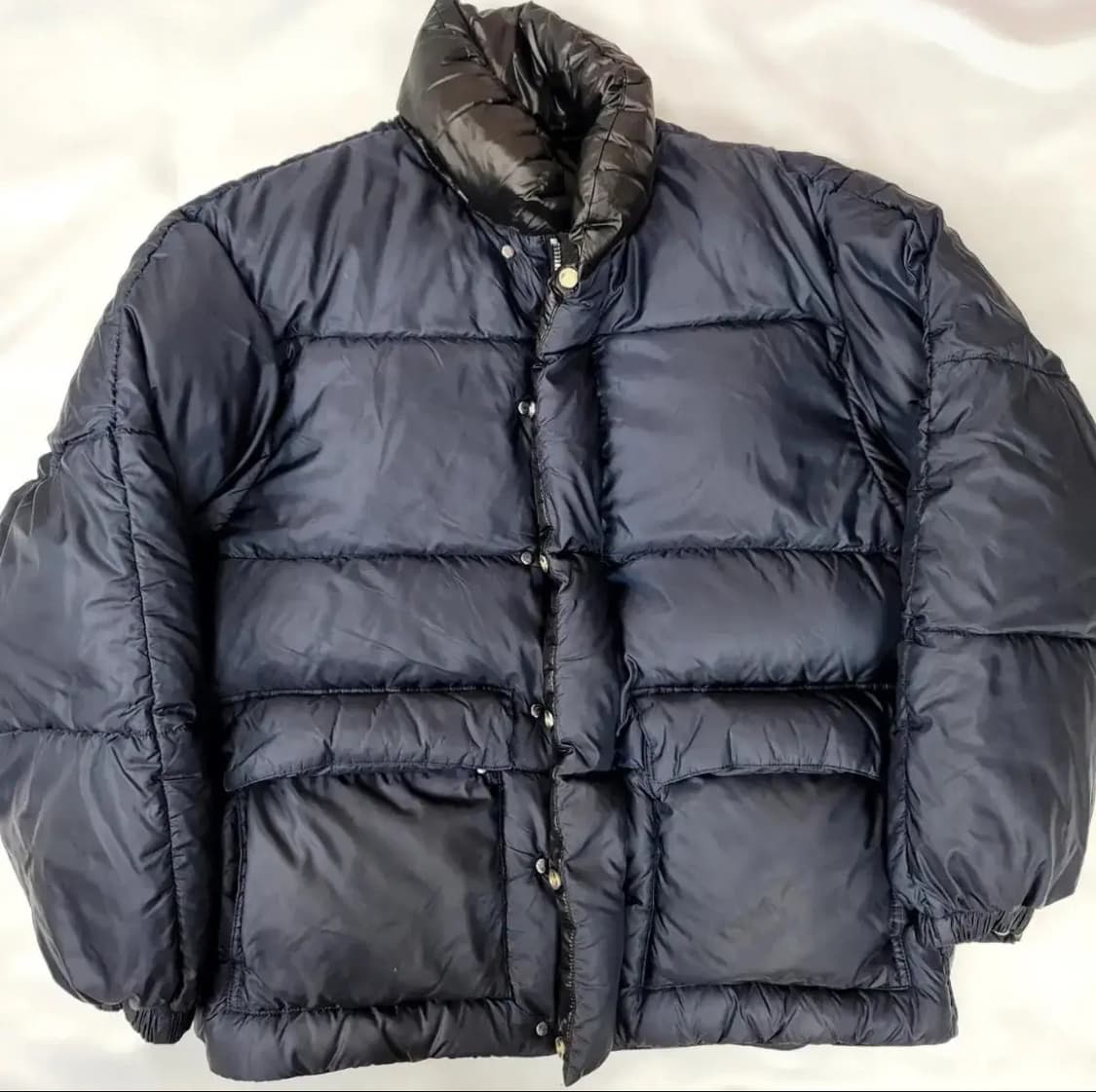 앤더슨벨 리버시블 유광 덕다운 패딩 상품이미지4