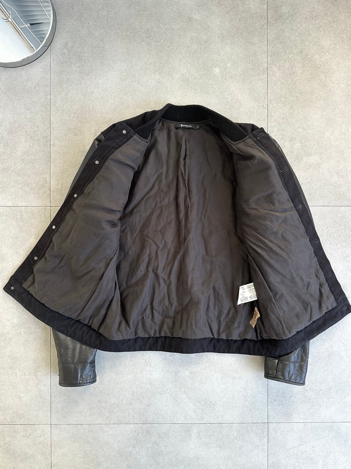 알렉산더왕 블랙 오버핏 렘스킨 레더 봄버 상품이미지6