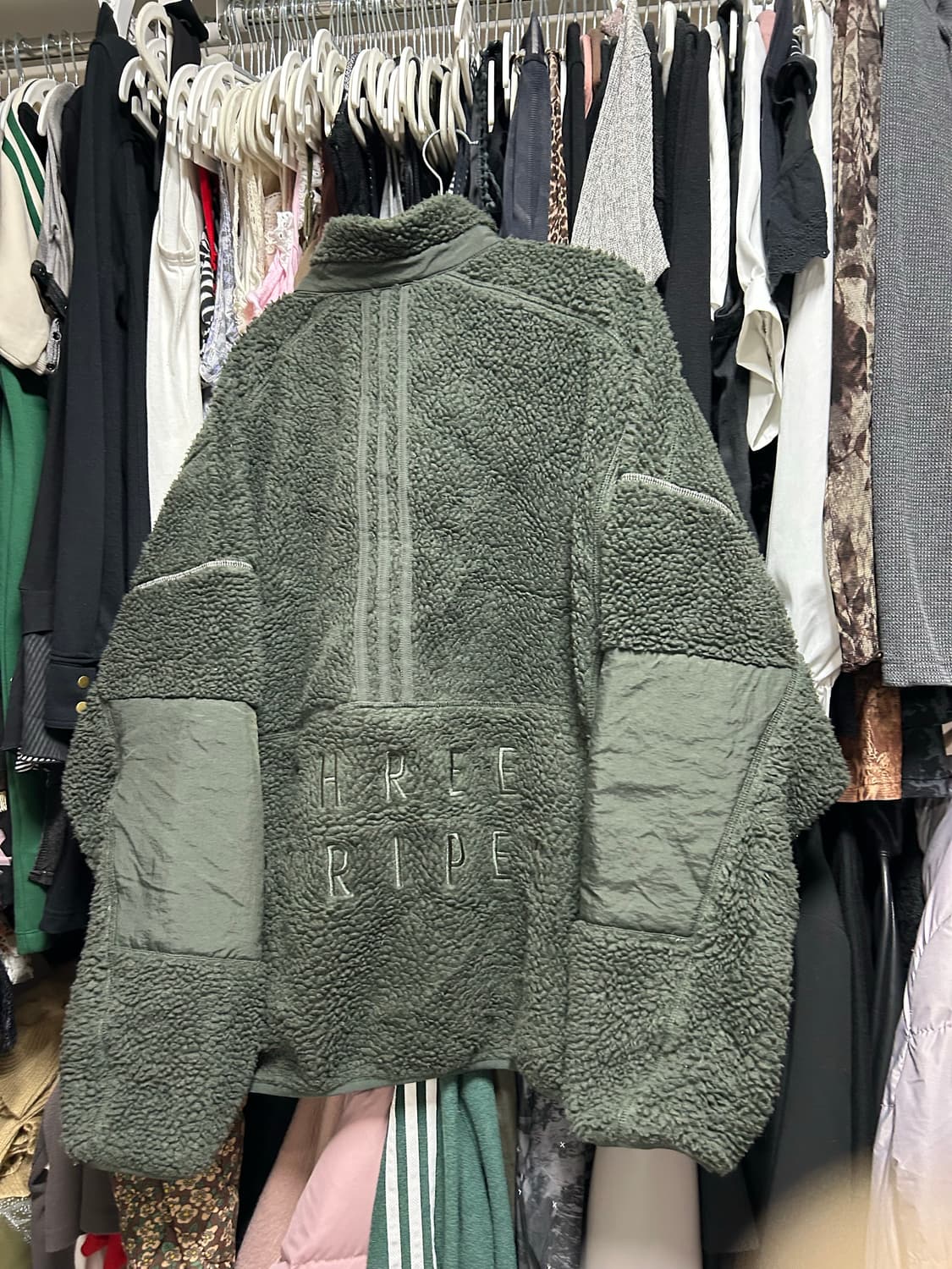 아디다스 보아 플리스 자켓 카키그린 상품이미지2